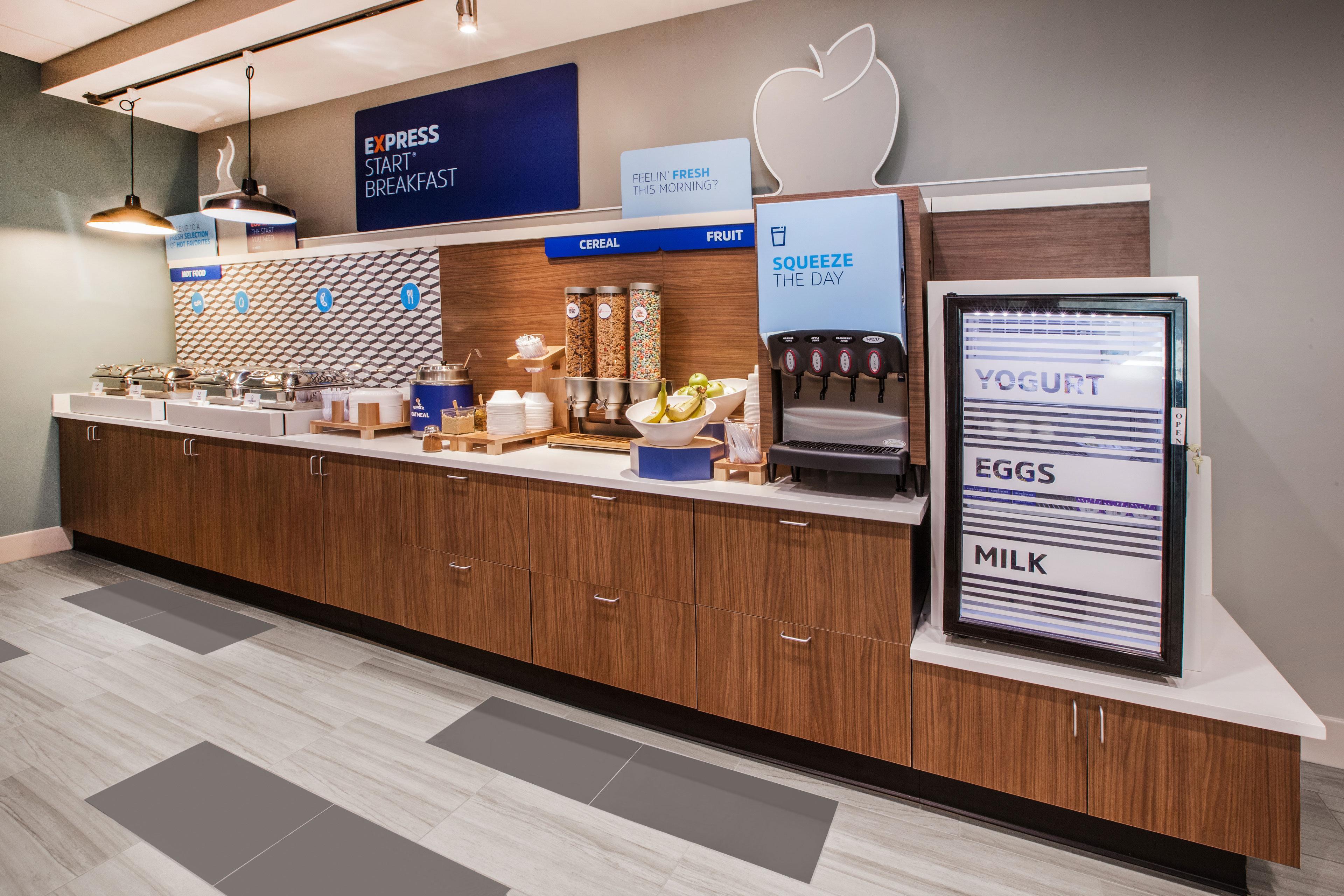 Holiday Inn Express Hotel & Suites Salisbury - Delmar By Ihg Екстериор снимка