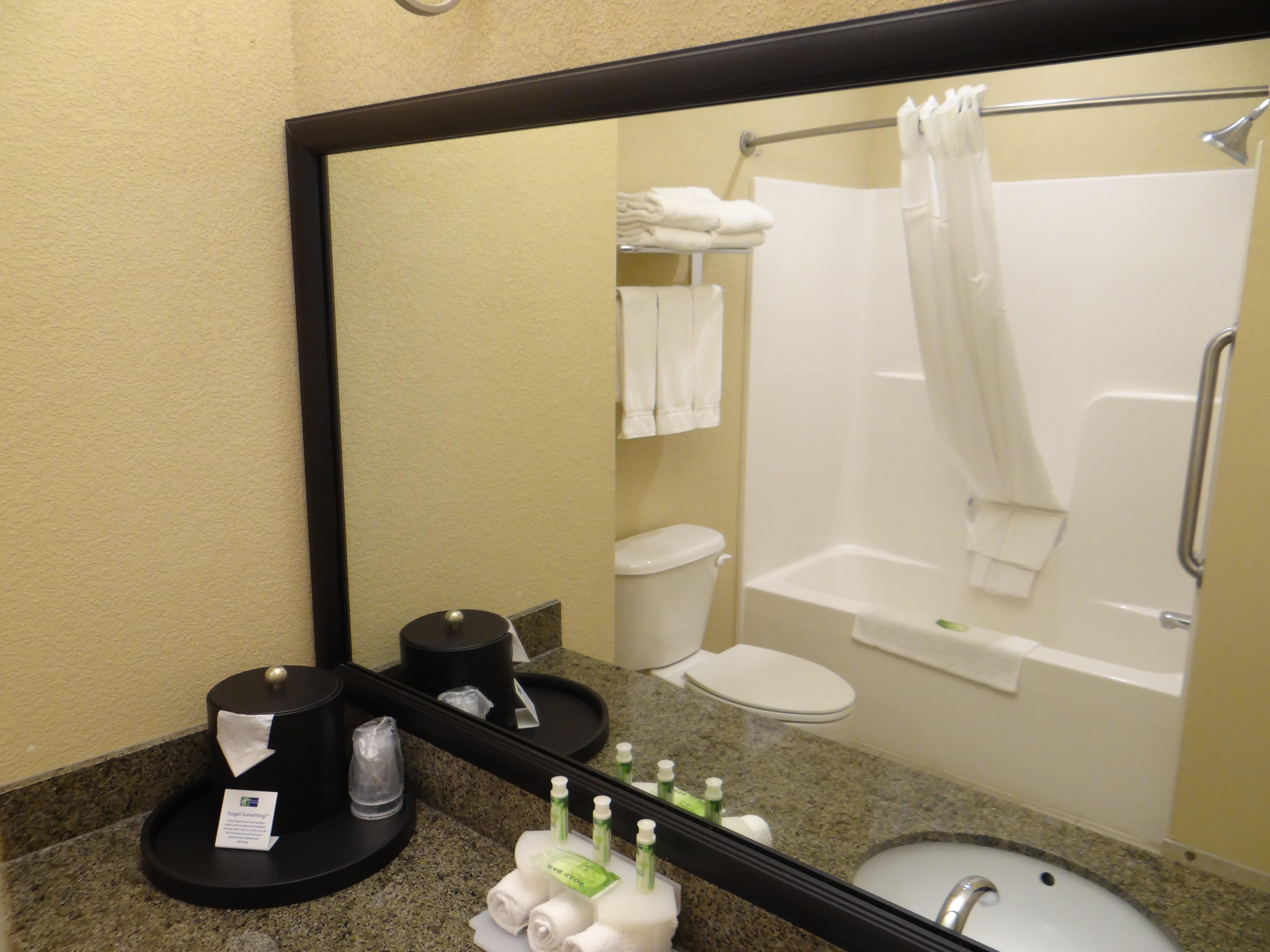 Holiday Inn Express Hotel & Suites Salisbury - Delmar By Ihg Екстериор снимка