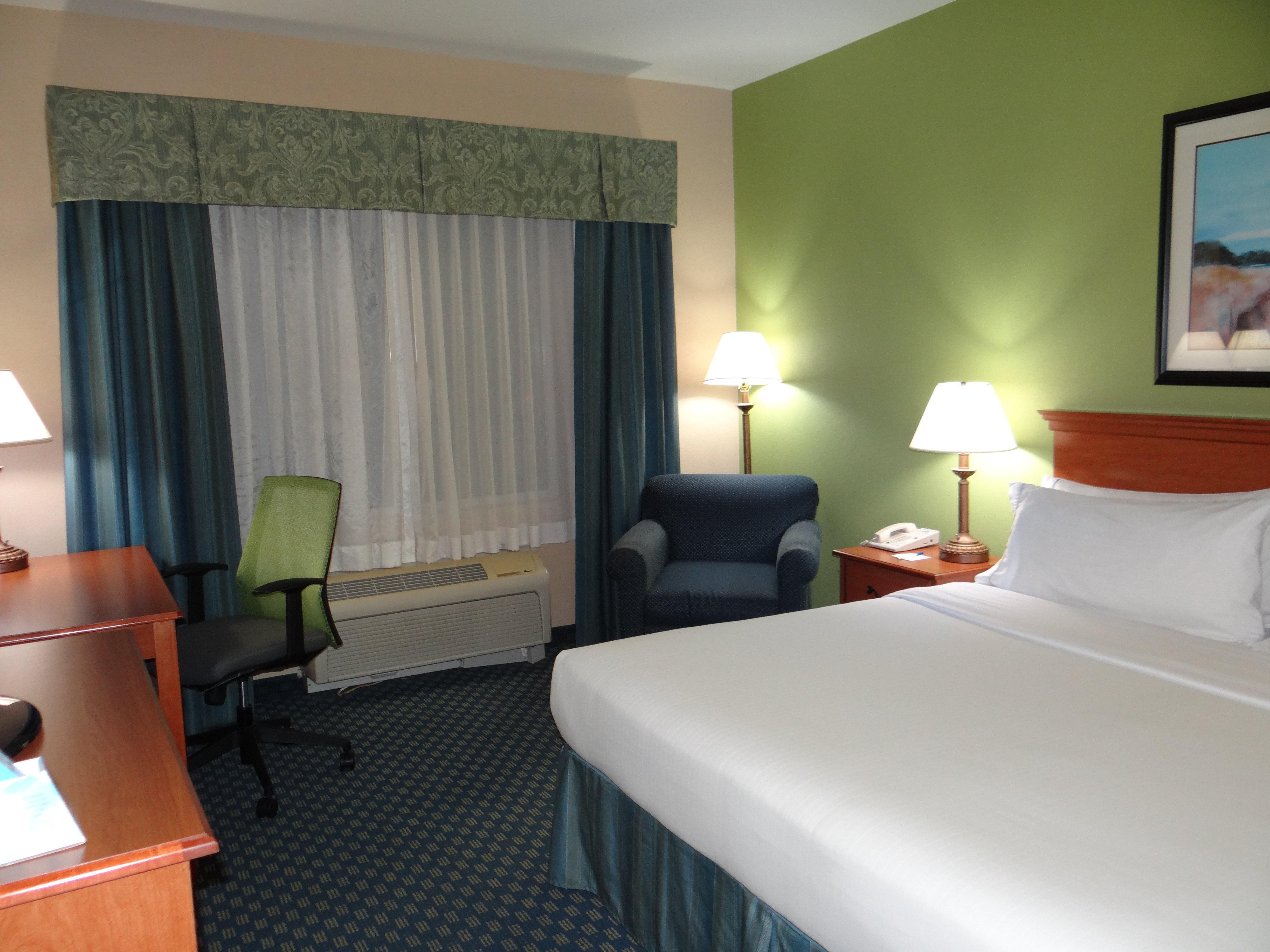Holiday Inn Express Hotel & Suites Salisbury - Delmar By Ihg Екстериор снимка
