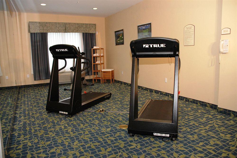 Holiday Inn Express Hotel & Suites Salisbury - Delmar By Ihg Съоръжения снимка